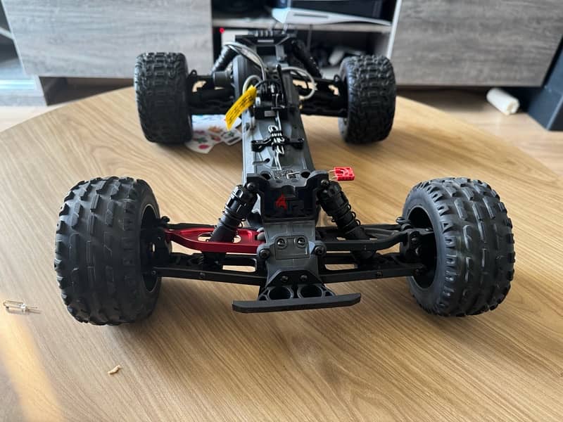 ARRMA VORTEKS MEGA 550 4X2 7