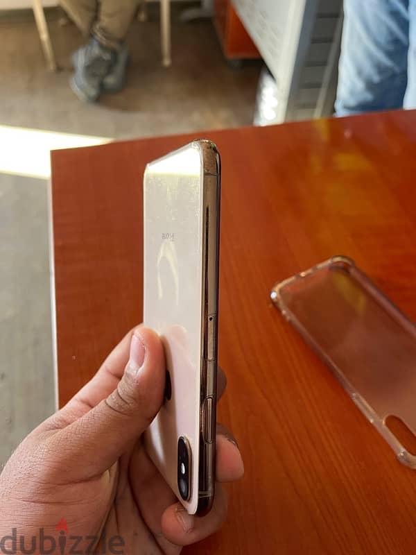 iPhone xs - 256g like new 3