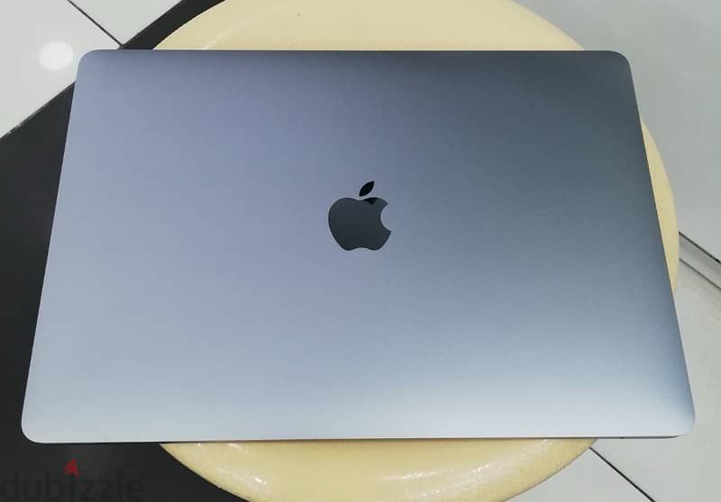 MacBook Pro (13 Inch,-M1 - 2020) 0