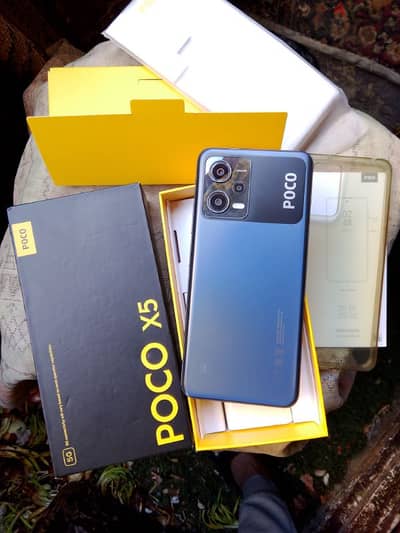 Poco x5 5G معاه كل مشتملاته