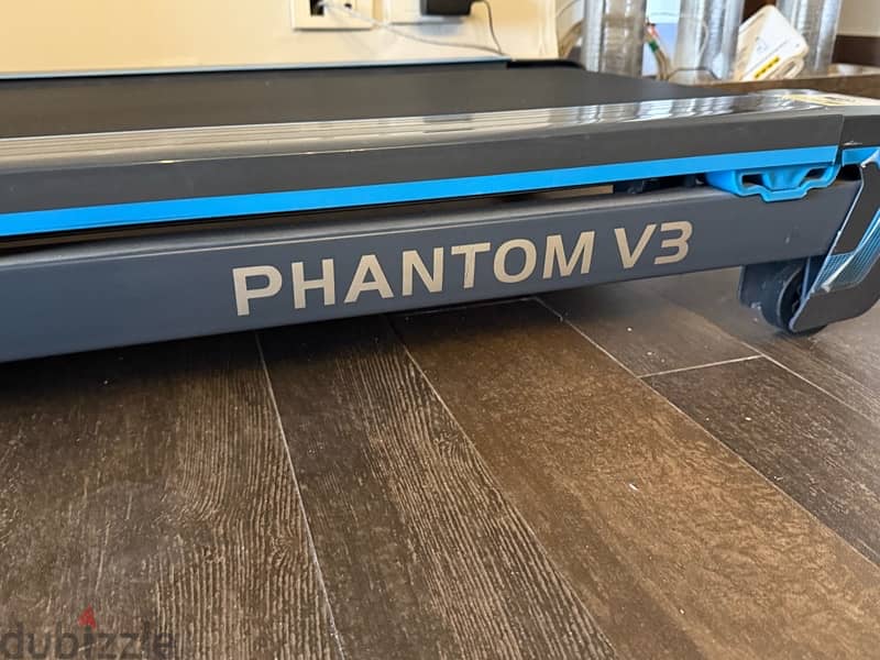 Phantom V3 Treadmill 160 kg With Incline 4