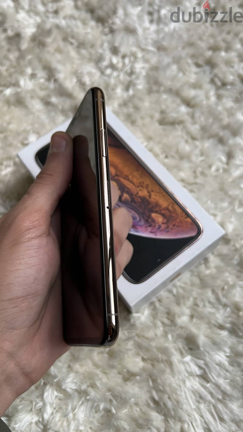 Iphone xs 64GB 4