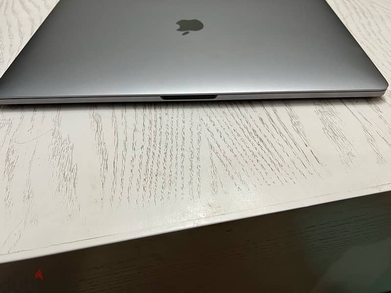 MacBook pro 4