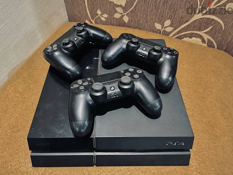 PlayStation 4 Fat 500GB with 3 CONTROLLER ORIGINAL 8