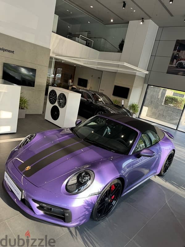 911 carrera GTS convertible 2024 0