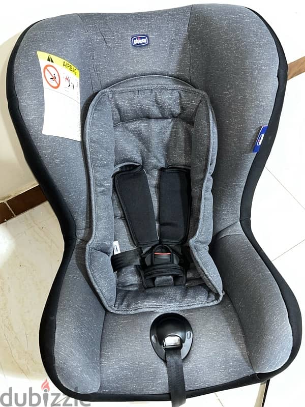 car seat chicco new 3