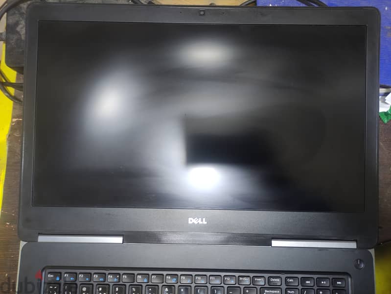 Dell Precision 7710 Corei7-6820HQ – 16G Ram – 512G SSD Nvidia M5000 4