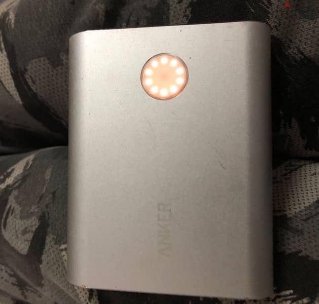 power bank anker 1