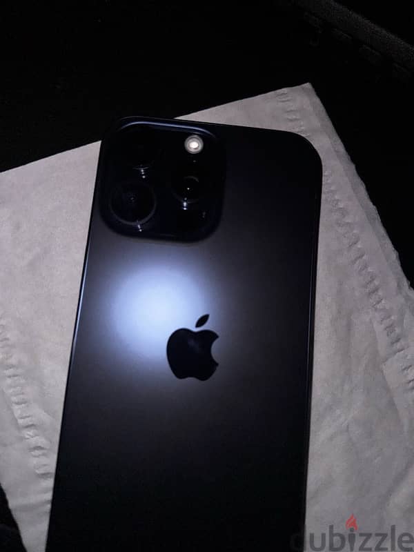 iphone 15 pro max used like new 0