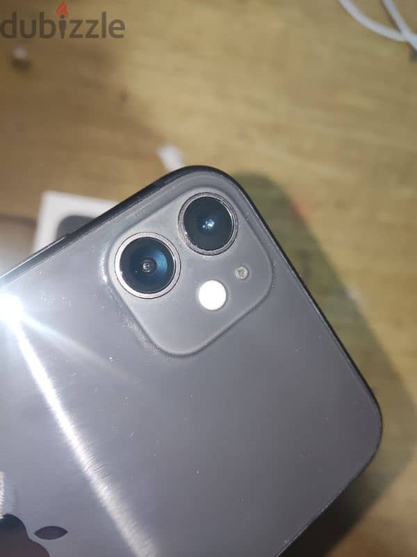 iphone 11 used like new 98% 7