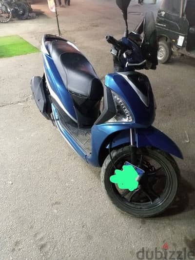 اسكوتر sym st 200 cc