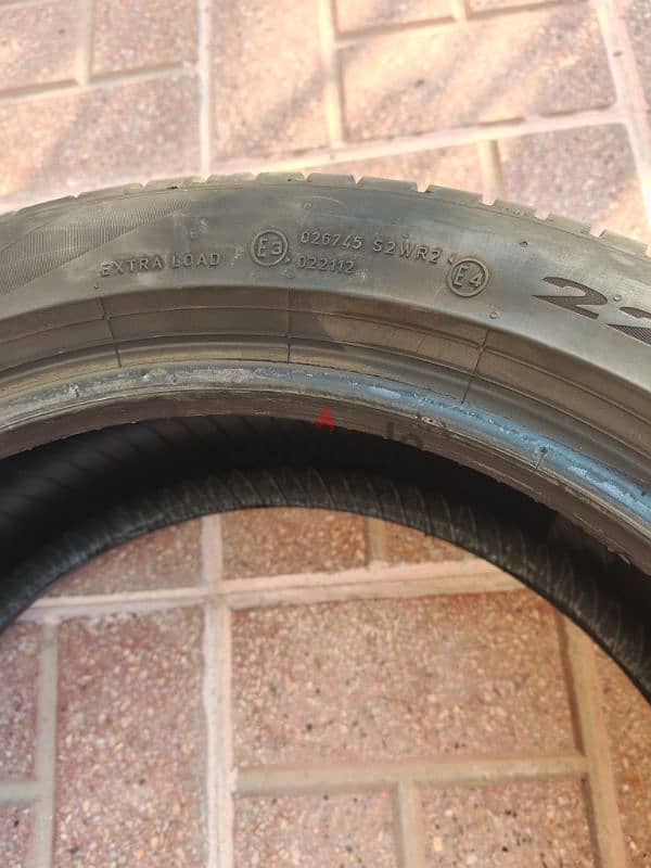 Tire for sale. كاوتش للبيع 2