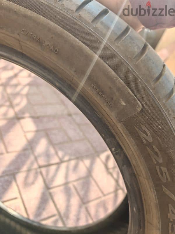 Tire for sale. كاوتش للبيع 3