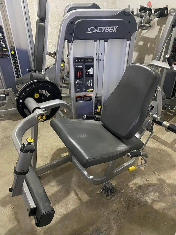 اجهزه رياضيه ماركة cybex امريكي مستورده 8