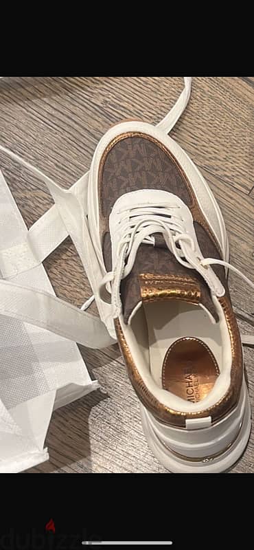 New Authentic Michael kors sneakers