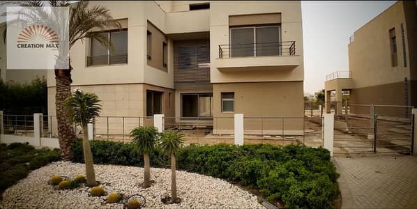 A very special villa and location in Palm Hills New Cairo