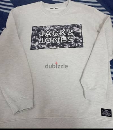 pull and bear xl . jack and Johns xl