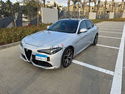 Alfa Romeo Giulia Veloce 2021