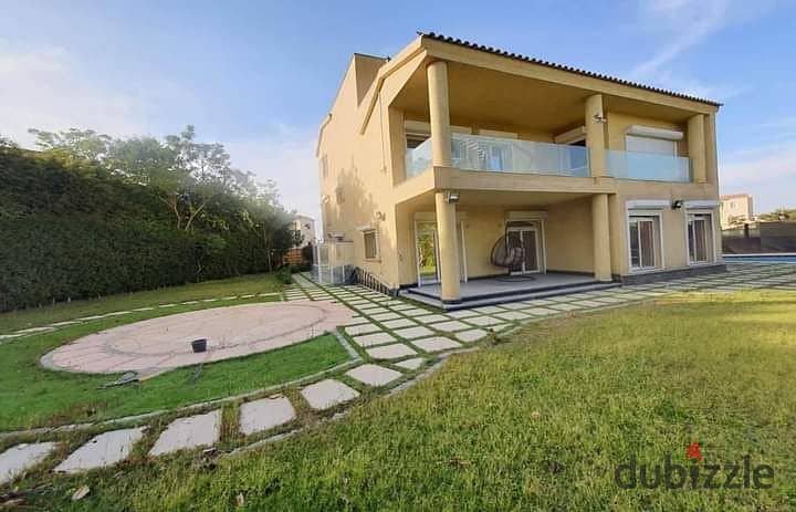 Villa for sale in Madinaty Model W with swimming pool and air conditioners 0