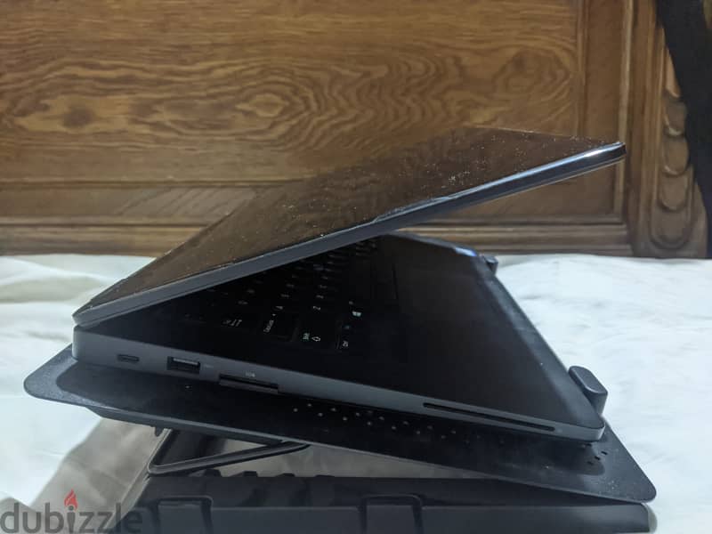 لابتوب Dell latitude 5491 core i7 8th بكارتين شاشة 2