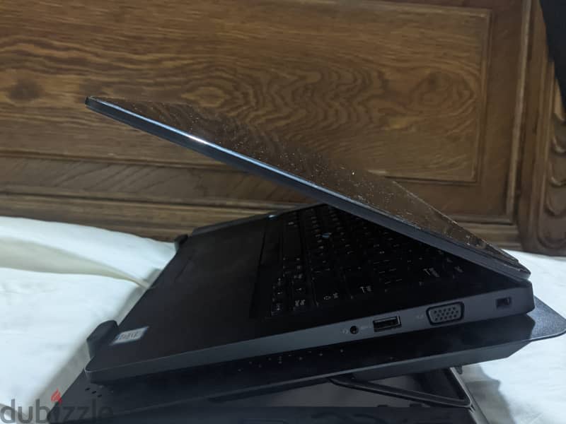 لابتوب Dell latitude 5491 core i7 8th بكارتين شاشة 3