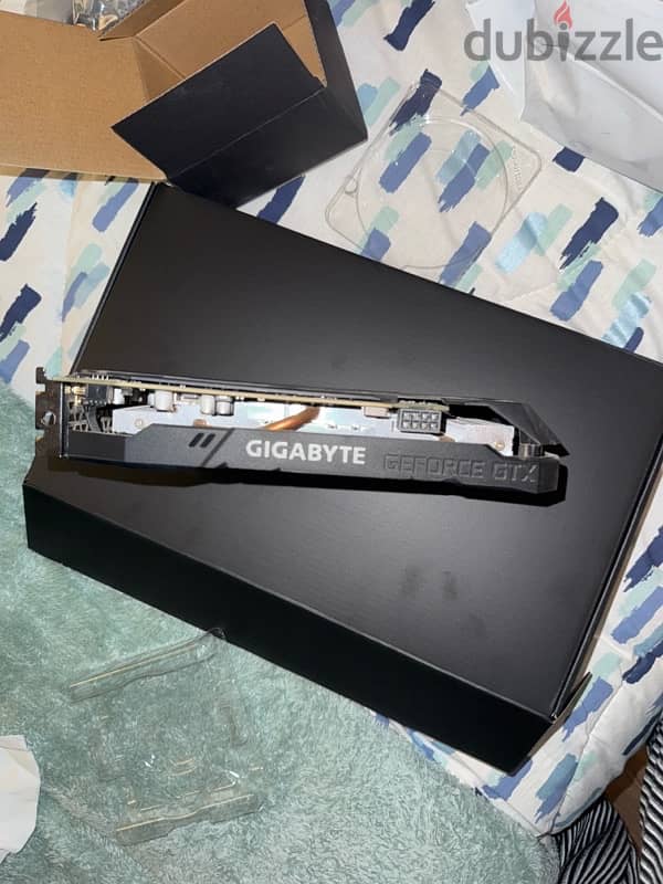 Gigabyte GTX 1660 super 6GB 2