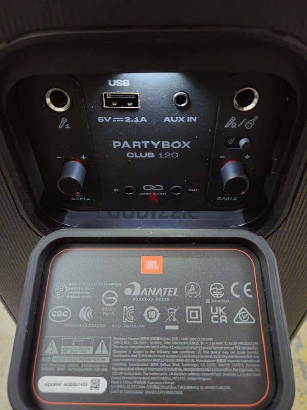 JBL PartyBox Club 120 3