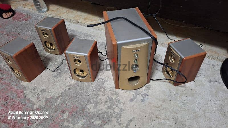 Subwoofer 4.1 صابويفير ٤ سماعات خشب صوت نقي 0