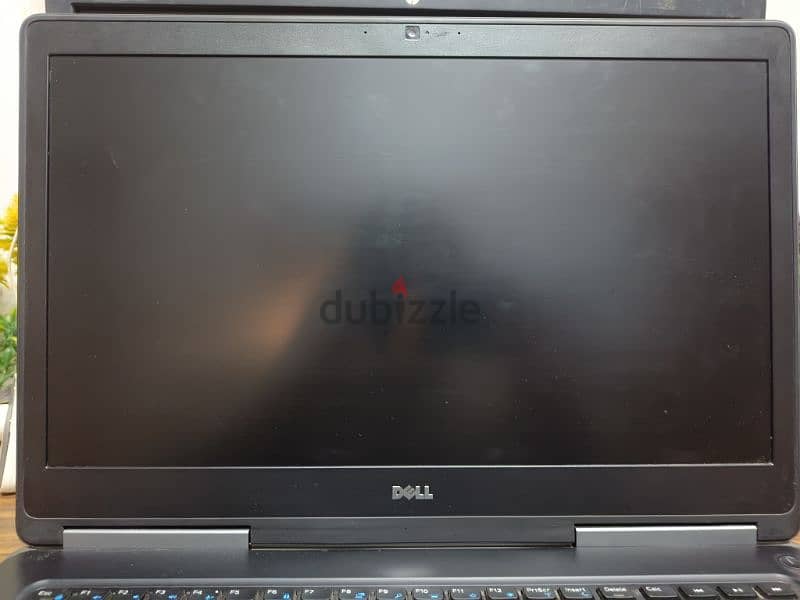 Laptop Dell Precision 7720 1