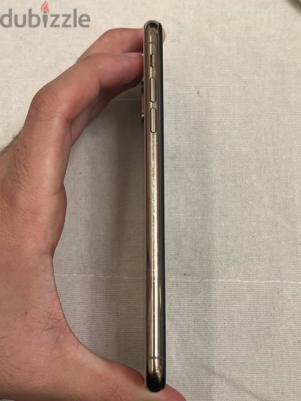 iPhone XS Max 64GB 4