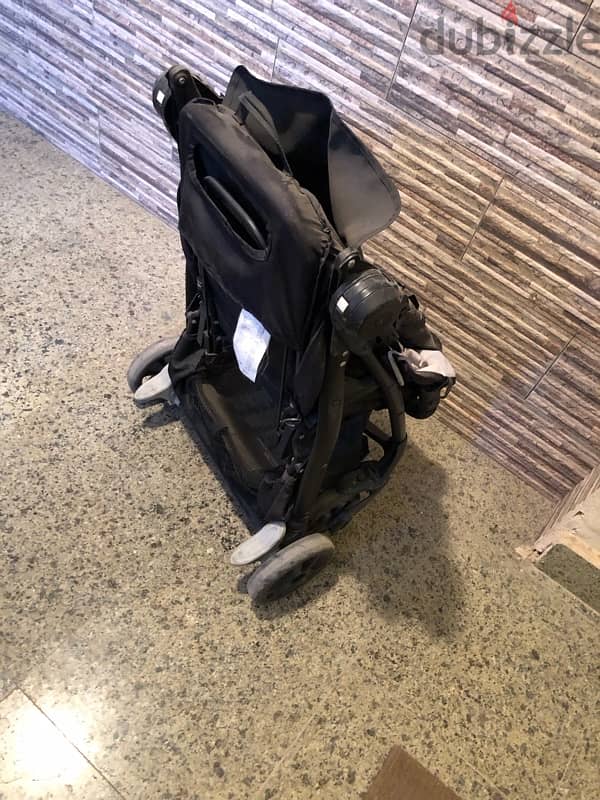 Joie stroller + car seat black 1