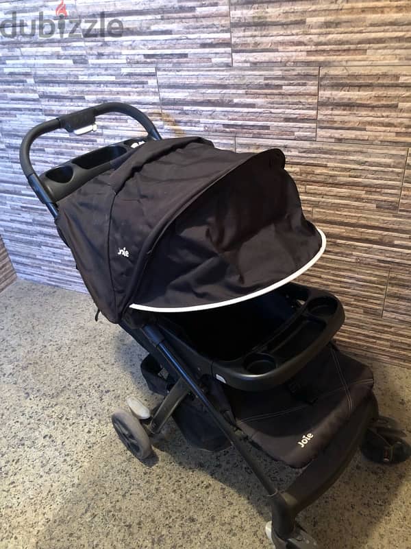 Joie stroller + car seat black 2