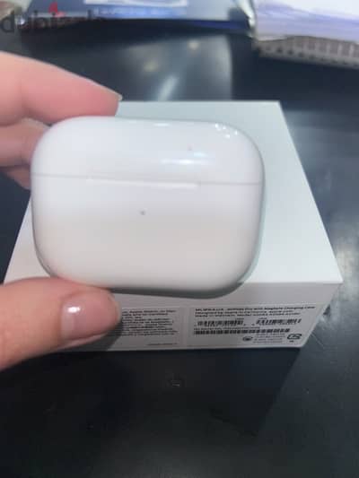 Airpods pro 1st generation (Case Only)