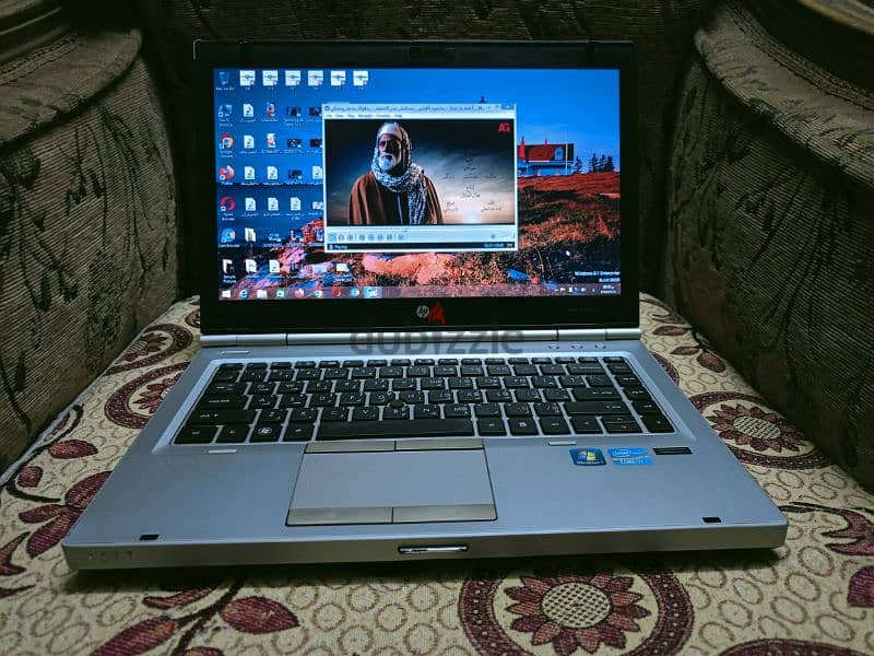 لاب توب إتش بي hp كور i7 جيل تالت 3 كارت شاشه واحد جيجا. . بكل مشتملاته 1