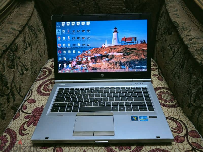 لاب توب إتش بي hp كور i7 جيل تالت 3 كارت شاشه واحد جيجا. . بكل مشتملاته 10