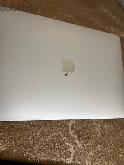 MacBook air M1, 2020 , 256 Gb silver