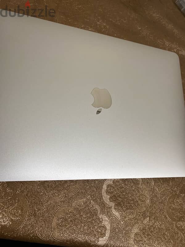 MacBook air M1, 2020 , 256 Gb silver 0