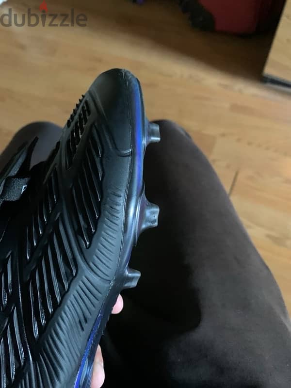 adidas predator black fold over tounge mirror used once size 44 4