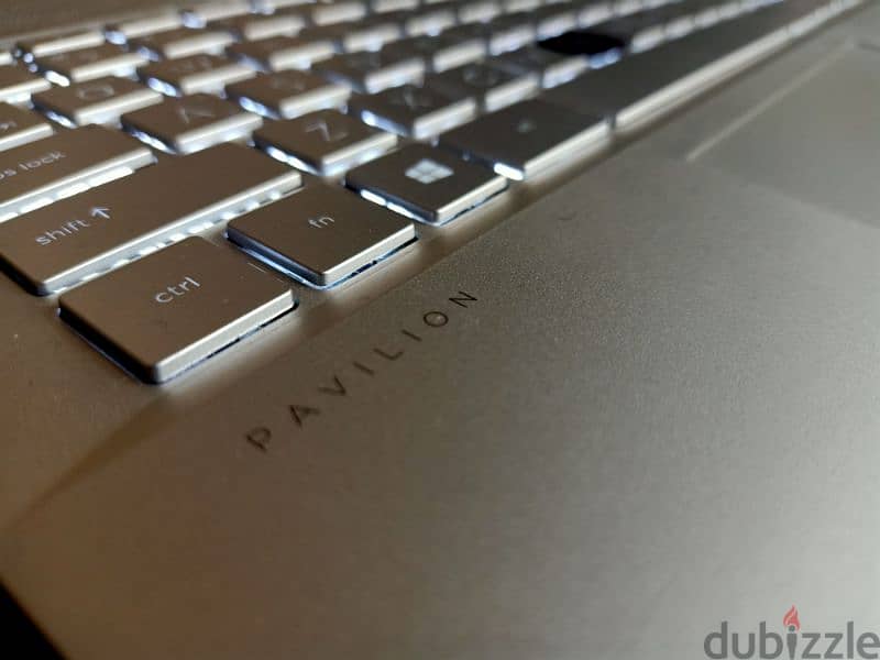 HP Pavilion FHD ips 14"|  أشيك لابتوب تاتش الجيل الثامن زيرو بمشتملاتة 10