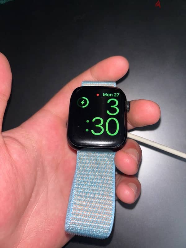 Apple watch series 7 1