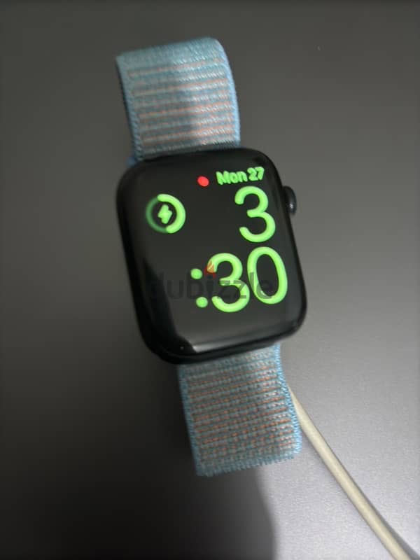 Apple watch series 7 3