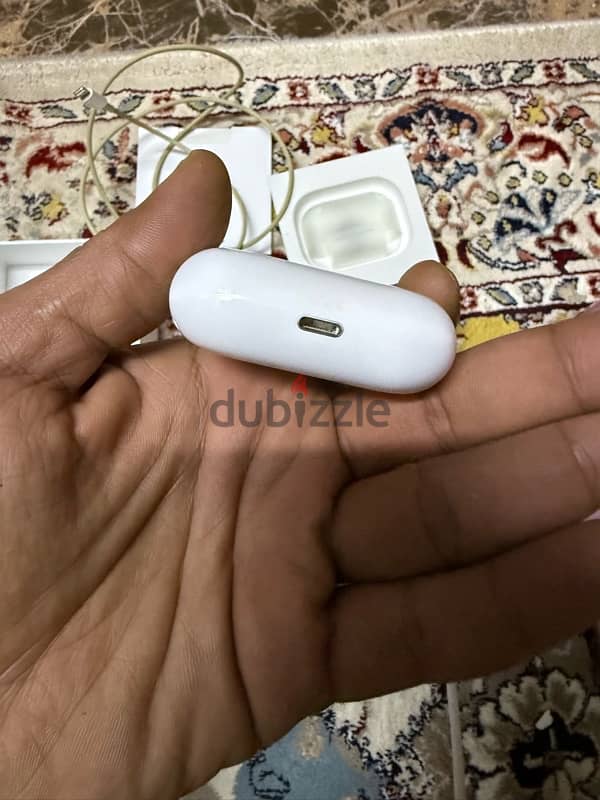 airpods pro 1 & power bank anker 3