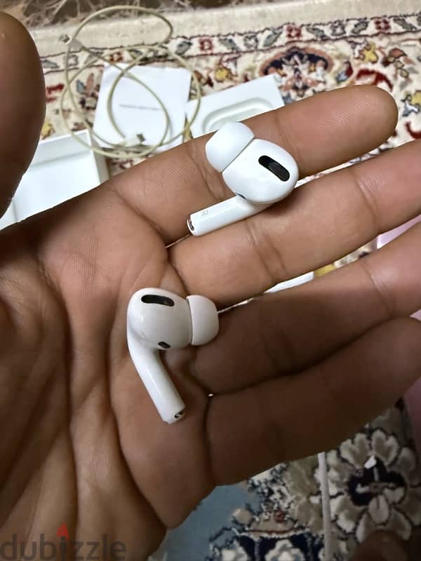 airpods pro 1 & power bank anker 6