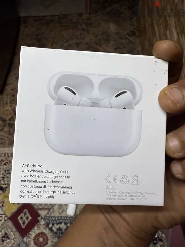 airpods pro 1 & power bank anker 10