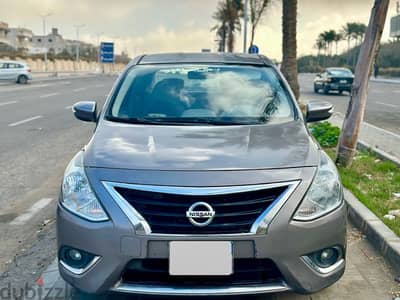 Nissan Sunny 2015