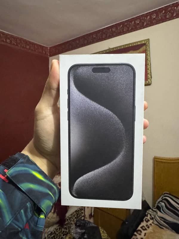 iPhone 15 pro max 256g كسر زيرو 5