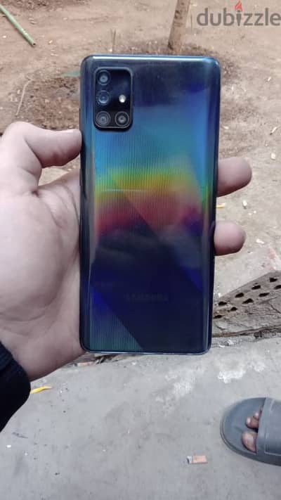 SAMSUNG A71