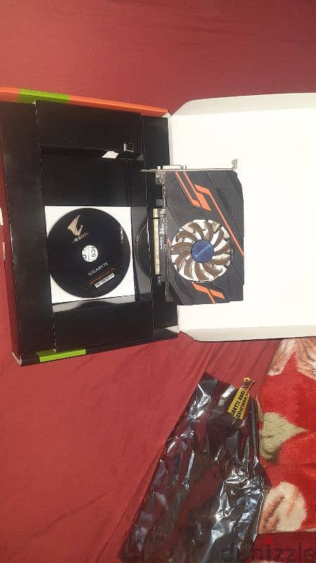 Gt1030 gigabyte OC 2GB 8