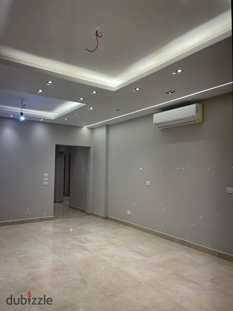 Apartment 3 bedrooms for rent with AC's and kitchen - owner finishing - in fifth square al marasem compound 0