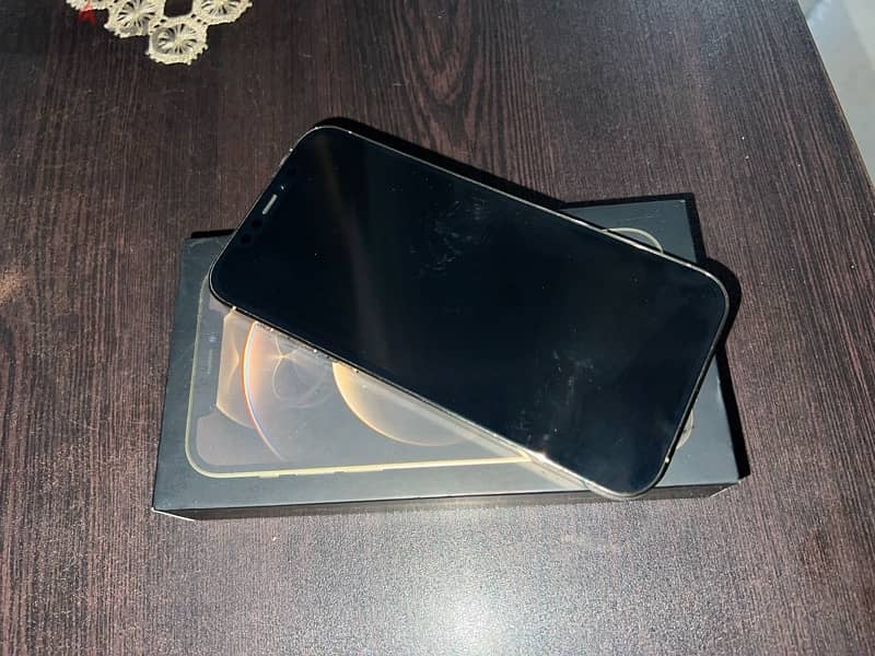 iphone 12 pro with box 1